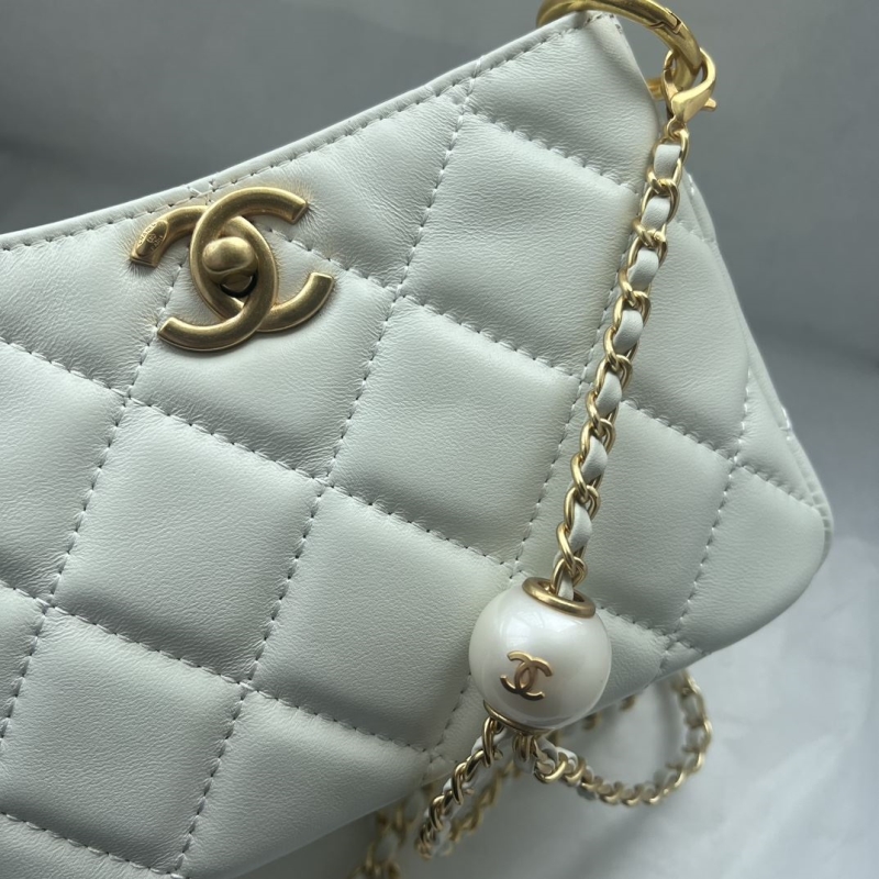 Ch**el hobo bags